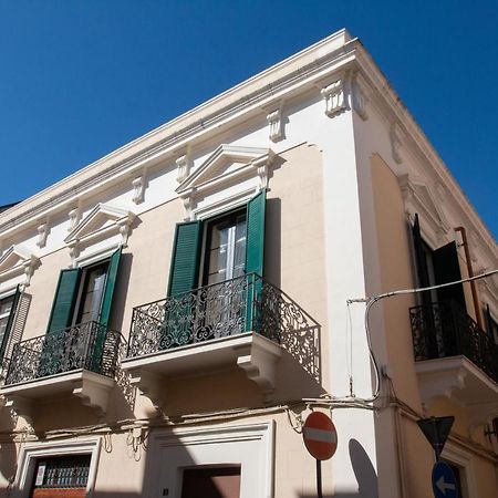 Dimora Apulia Acomodação com café da manhã Brindisi Exterior foto